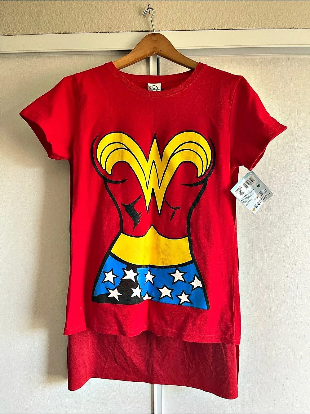 Wonder Woman Superhero Costume in Red & Blue Size Medium NWT